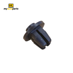Clip Genuine suits Toyota Corolla