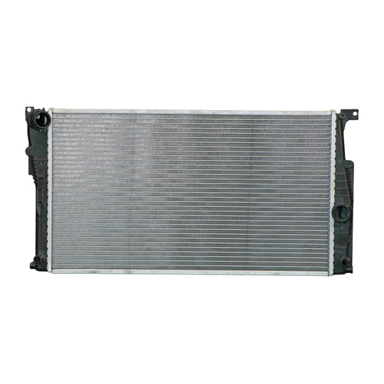 Radiator 38.5 / 38.5 mm 600 x 338 x 32 mm 8 mm Fin Aftermarket Suits BMW 3 Series F30 2015 to 2019