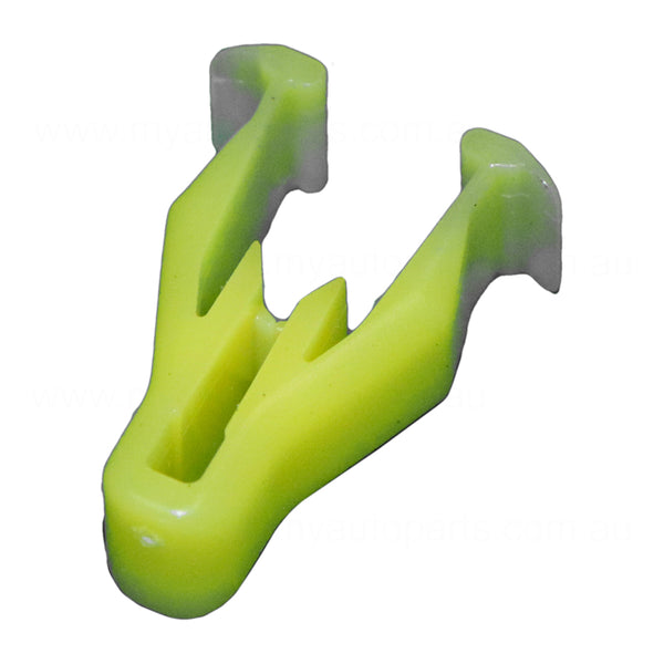 8 Required Clip OEM suits Mazda 3 BP