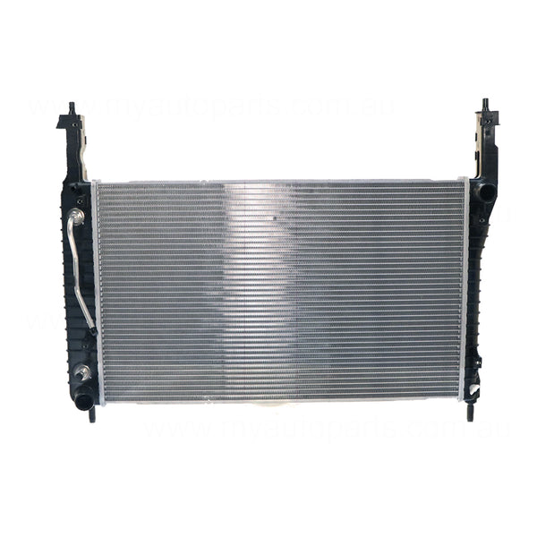 Radiator 32 mm 32 / Plastic Aluminium 670 x 418 x 28 mm Manual/Auto 2.0L L Z20S1 Aftermarket Suits Holden Captiva CG 2006 to 2011