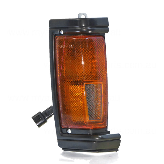 Front Park / Indicator Lamp Passenger Side Aftermarket Suits Nissan Navara D21 1986 to 1992