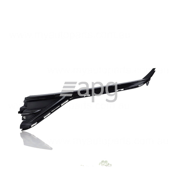 OEM Grille Passenger Side suits Volkswagen Touareg CR 2021 onwards