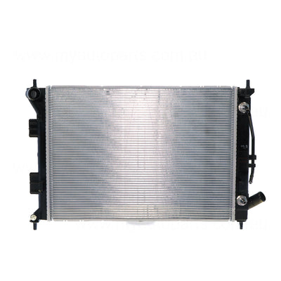 Radiator 35 mm 35 / Plastic Aluminium 550 x 397 x 16 mm Automatic 5.4 mm Fin 1.6 L G4FD OEM suits Hyundai i30 GD