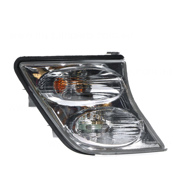Front Park / Indicator Lamp Passenger Side Genuine Suits Nissan Patrol GU/Y61 1997 to 2016