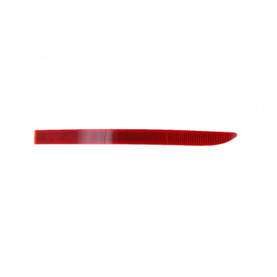 Volkswagen Tiguan Certified Aftermarket Rear Bar Reflector Drivers Side 05/2008 to 08/2008 -