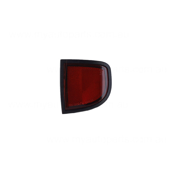 Mitsubishi Triton OEM Rear Bar Reflector Drivers Side 11/2018 to 04/2021 - 8355A016