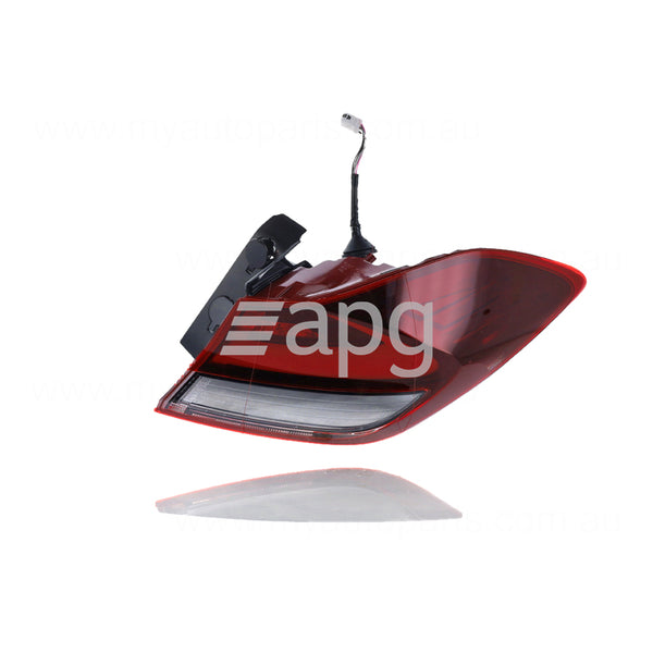 Hyundai i30 OEM Tail Lamp Passenger Side 10/2018 to 08/2020 - 92402G4450