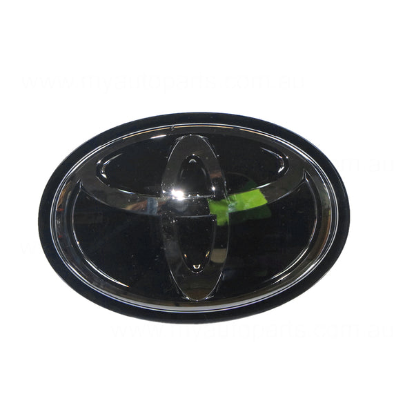 Grille Emblem OEM suits Toyota Camry