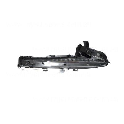 Front Park / Indicator Lamp Drivers Side OEM suits Lexus