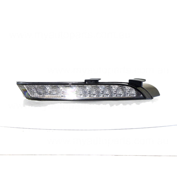 LED Front Park / Indicator Lamp Passenger Side OEM Suits Volkswagen Scirocco 1S 2014 to 2017