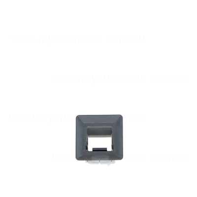 Clip OEM suits Mazda 3 BP