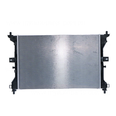 Radiator 35 / 35 mm Plastic Aluminium 415 x 625 x 28 mm Automatic 1.4 L K14C OEM Suits Suzuki Vitara LY 2015 to 2018