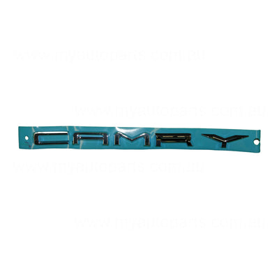 Boot lid Emblem "Camry" Genuine suits Toyota Camry 9/2017 On