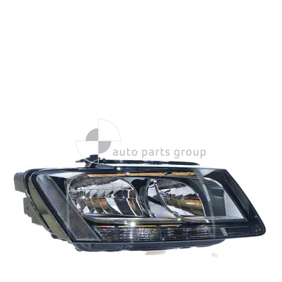 Halogen Head Lamp Drivers Side Genuine Suits Audi Q5 8R 3/2009 to 11/2012