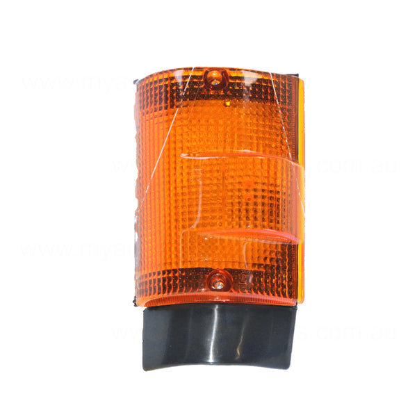 Front Park / Indicator Lamp Passenger Side Certified Suits Mitsubishi Mitsubishi/Fuso Truck FE 1986 to 1995