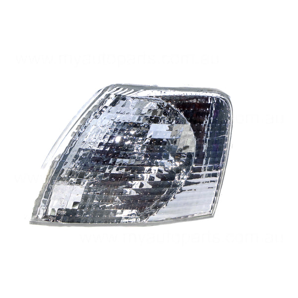 Front Park / Indicator Lamp Passenger Side Certified Suits Volkswagen Passat B5 1998 to 2000