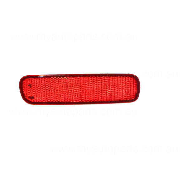 Rear Bar Reflector Passenger Side Genuine Suits Toyota Landcruiser 100 SERIES 1998 to 2007
