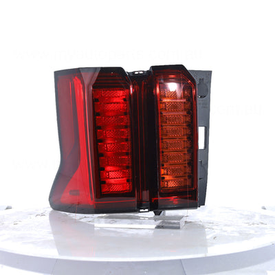 Kia Sorento OEM Tail Lamp Drivers Side 04/2020 to / - 92420P2000