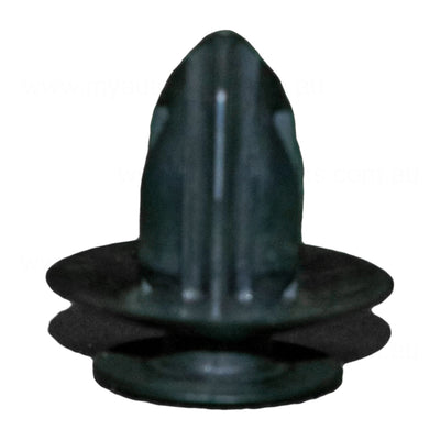 Clip OEM suits Toyota