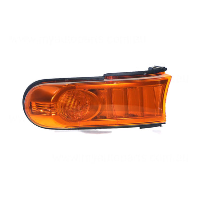 Front Park / Indicator Lamp Drivers Side Genuine Suits Toyota FJ Cruiser GSJ15R 2010 to 2016