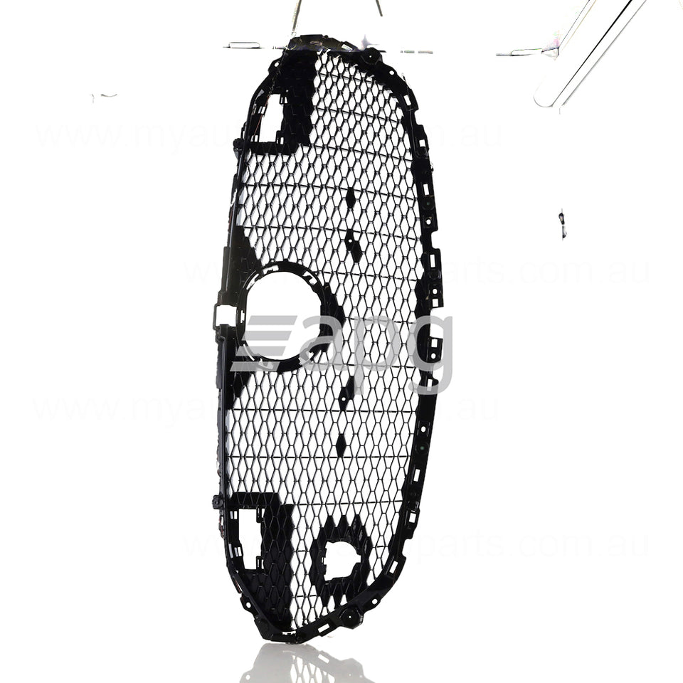 Grille OEM suits Mazda 3 BP