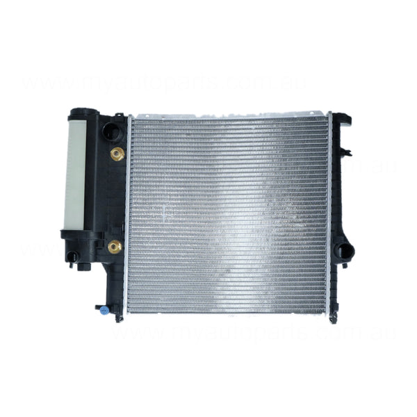 Radiator Plastic Aluminium 440 x 438 x 32 mm Manual/Auto 1.6L/1.8L L M40/M43 Aftermarket Suits BMW 3 Series E36 1991 to 2000