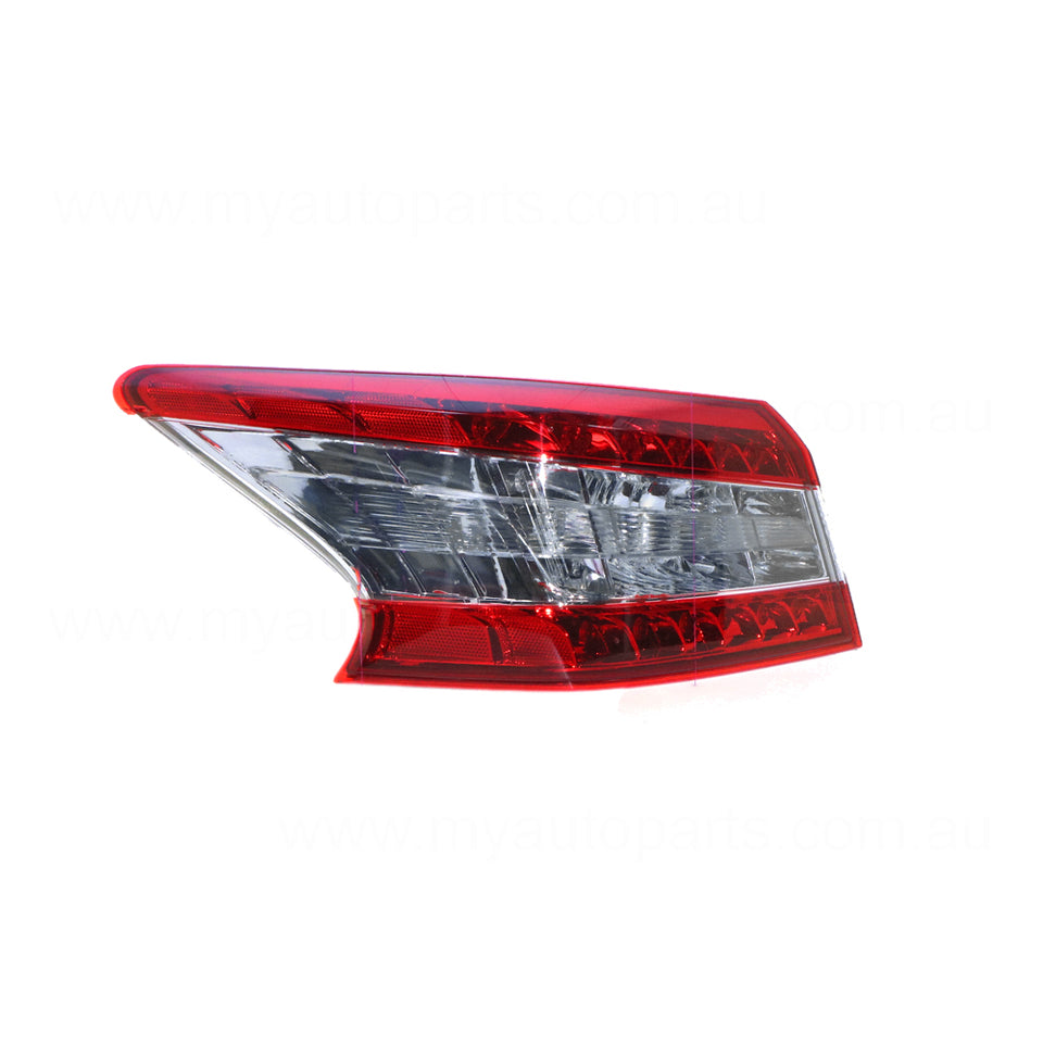 LED Tail Lamp Passenger Side Certified Suits Nissan Pulsar B17 2012 to 2017