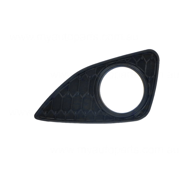 Front Bar Grille With Fog Light Mount Drivers Side Aftermarket Suits Toyota Yaris ZR NCP131 8/2011 to 7/2014