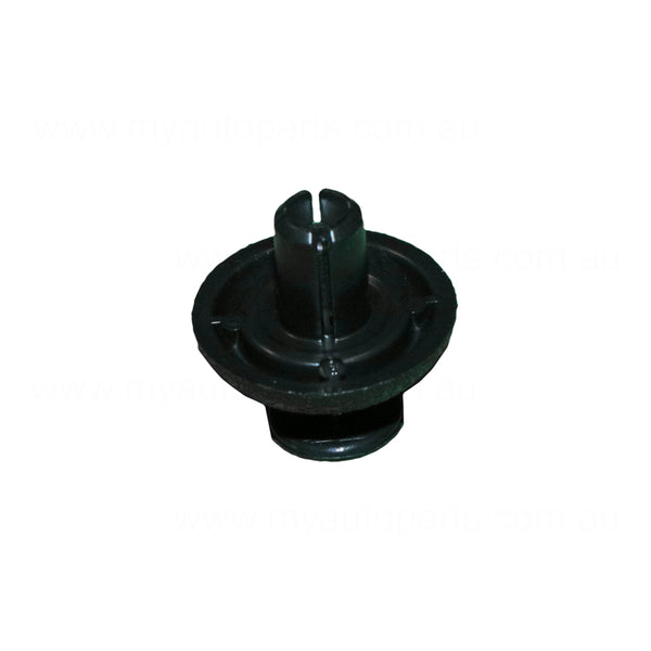 Clip OEM suits Toyota