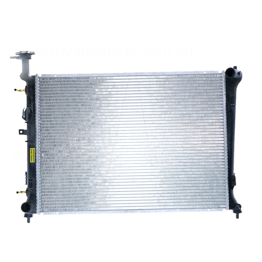 Radiator 33 / 33 mm Plastic Aluminium 600 x 438 x 16 mm Manual/Auto 2.0L L G4KD8H Aftermarket Suits Kia Cerato TD 2009 to 2013