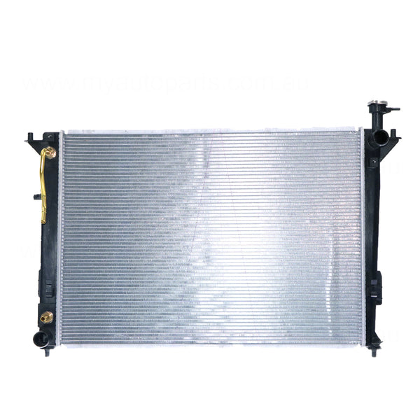 Radiator 35 / 35 mm Plastic Aluminium 670 x 478 x 16 mm Manual/Auto 3.5L L G6DE Aftermarket Suits Hyundai Santa Fe CM 2009 to 2012