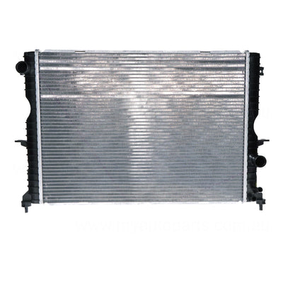 Radiator 35 / 35 mm Plastic Aluminium 595 x 438 x 40 mm Manual/Auto 2.5L L 10P Aftermarket Suits Land Rover Discovery SERIES 2 1999 to 2002