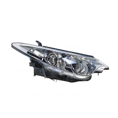 Xenon Head Lamp Drivers Side Genuine Suits Toyota Tarago ACR50R 1/2006 to 12/2008
