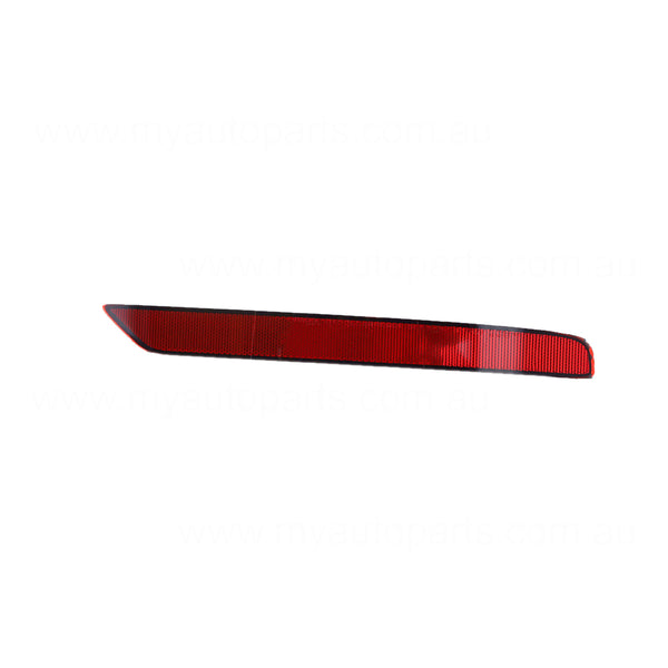Mitsubishi Outlander OEM Rear Bar Lamp Drivers Side 02/2022 to / - 8355A118