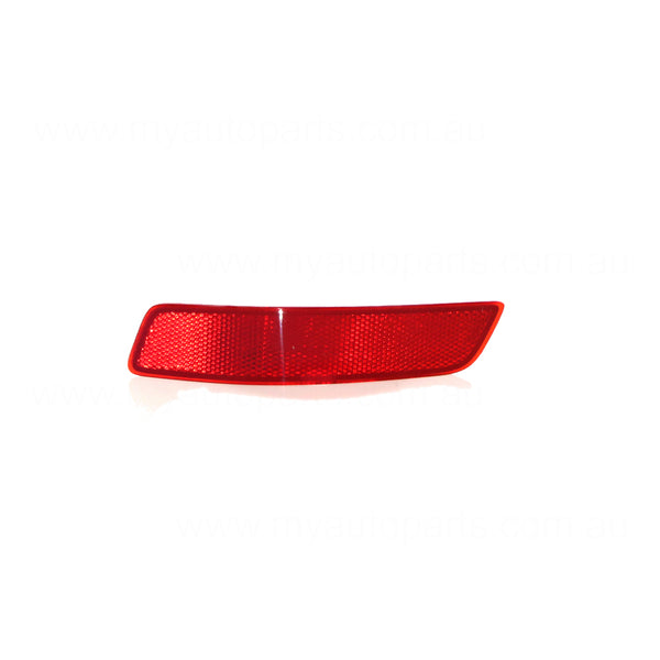 Rear Bar Reflector Passenger Side OEM Suits Toyota Corolla ZRE172R 2013 to 2019