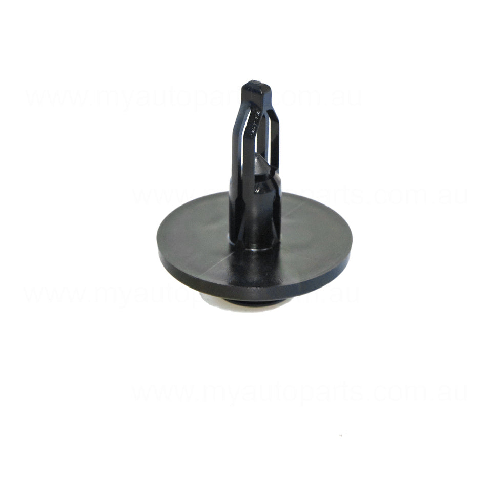 Clip OEM Suits Toyota Fortuner GUN156R 2015 to 2021