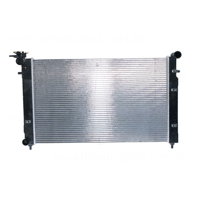 Radiator 35 / 35 mm Plastic Aluminium 675 x 416 x 26 mm Manual 3.8L L VH Aftermarket Suits Holden Commodore VT 1997 to 2000
