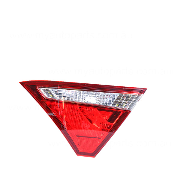 Toyota Camry Genuine Boot Lid Lamp Drivers Side 04/2015 to 10/2017 - 8158106600