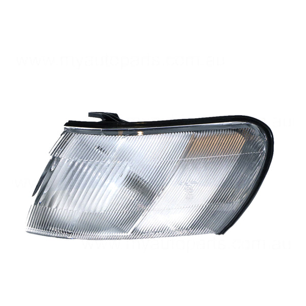 Front Park / Indicator Lamp Passenger Side Certified suits