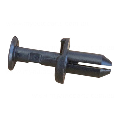 Clip OEM suits Toyota