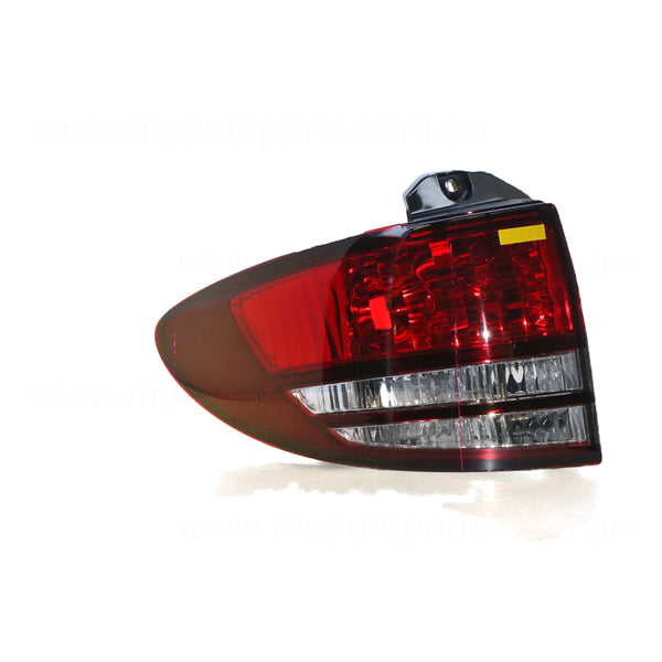 Tail Lamp Passenger Side Genuine Suits Toyota Tarago ACR30R 4/2003 to 12/2005