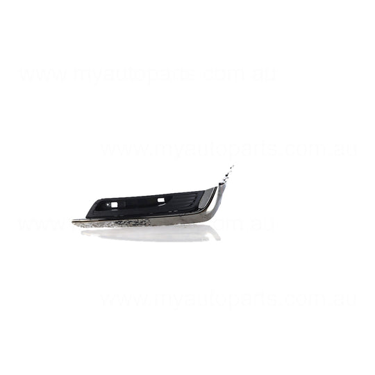 Honda Odyssey OEM Rear Bar Mould Passenger Side 12/2020 to 12/2021 - 71560T6AZ01