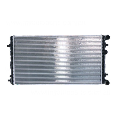 Radiator 32 mm 32 / Plastic Aluminium 650 x 358 x 32 mm Manual/Auto 1.6,1.8,1.9L L AYD,AQY,AGN BSW Aftermarket Suits Volkswagen Beetle 1Y/9C 2000 to 2011