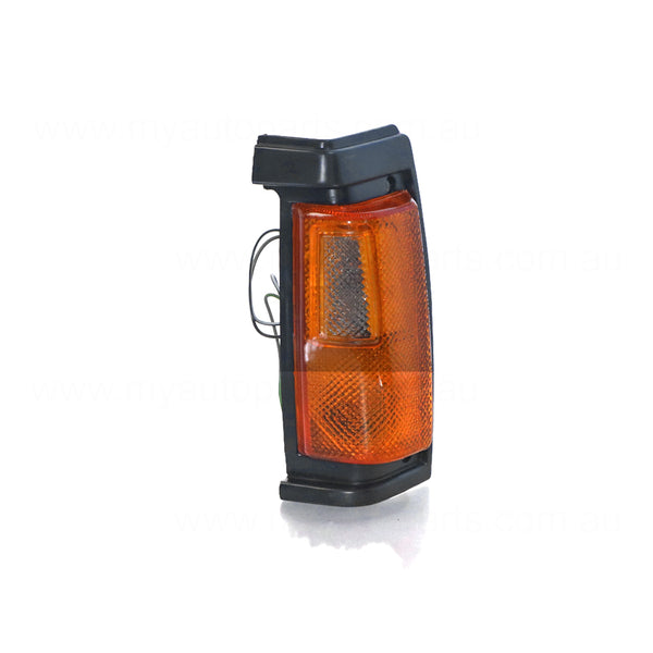 Front Park / Indicator Lamp Passenger Side Certified Suits Nissan Navara D21 1986 to 1992