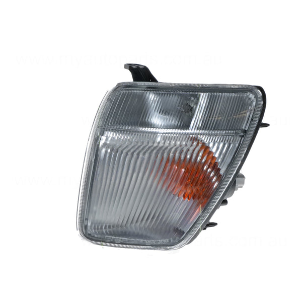 Front Park / Indicator Lamp Passenger Side OEM Suits Toyota Townace KR42R/SR40R/YR22R 1997 to 2001