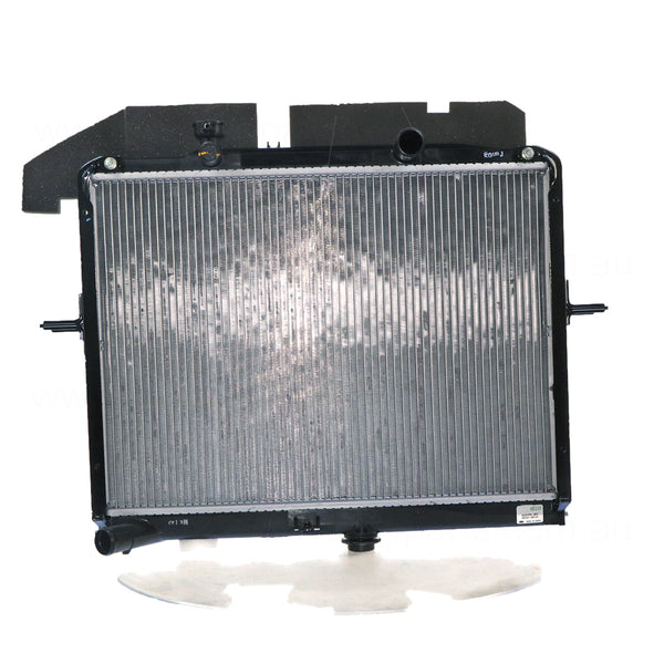 Radiator 35 / 35 mm Plastic Aluminium 420 x 582 x 26 mm Manual 8 mm Fin 2.9L L J3 Suits Kia K2700 / 2900 PU/PU3 2005 to 2008