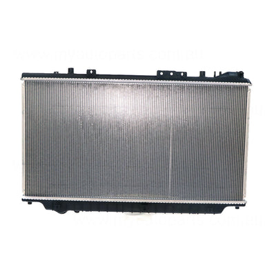 Radiator 35 / 35 mm Plastic Aluminium 400 x 768 x 28 mm Automatic 3.0L&3.6L L LFW Aftermarket suits Holden