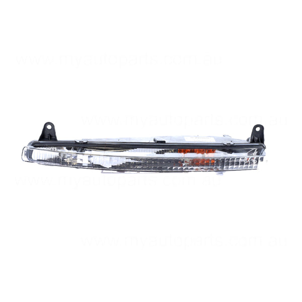 Front Bar Park / Indicator Lamp Passenger Side OES  Suits Audi Q7 4L 2007 to 2009