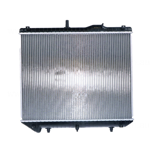 Radiator 34 / 34 mm Plastic Aluminium 470 x 578 x 26 mm Manual 2.9L L D29 Aftermarket Suits Mercedes-Benz MB100/140 661 1999 to 2004