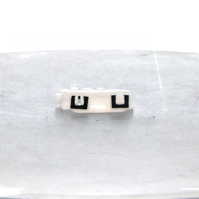 Rear Bar Bracket Passenger Side Genuine Suits Nissan Dualis J10 2010 to 2014